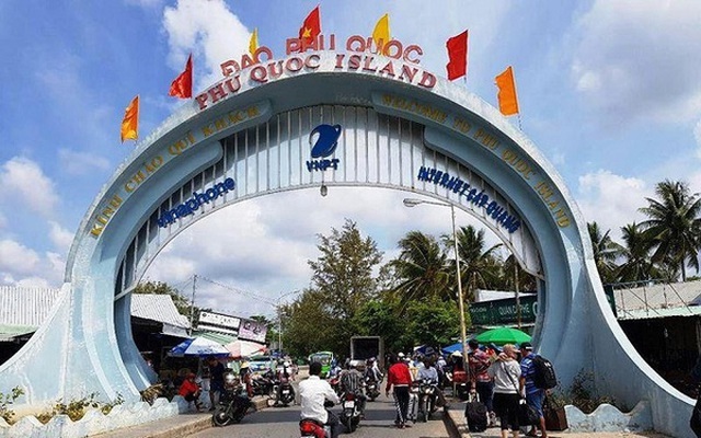 Doanh nghiệp Nga muốn chi 8.300 tỷ làm dự án nghỉ dưỡng 99 ha tại Phú Quốc Doanh nghiệp Nga muốn chi 8.300 tỷ làm dự án nghỉ dưỡng 99 ha tại Phú Quốc